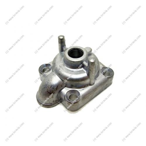 Aluminum casing covering the choke mechanism of the carburetors for the 912 / 912S / 914 engines