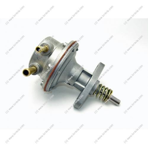 To be installed on 912 / 912s with drain hole if diaphragm or lip seal leak on the oil side delivered with bakelite gasket