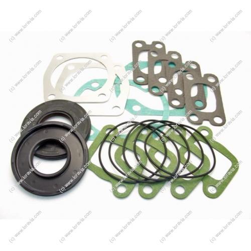 All gaskets necessary to reassemble the Rotax 447"B" 2 stroke engine.