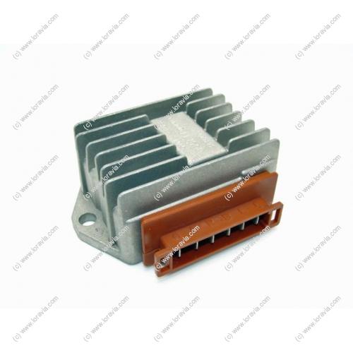Regulator can be used on any type of Rotax 2 AND 4-STROKE engine  Connector not included  Part #965335